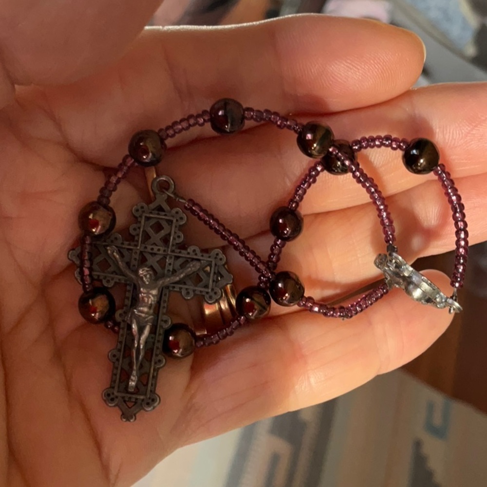 Vintage pocket Rosary - Picture 10 of 10